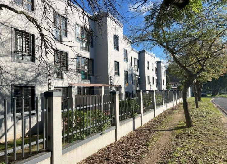 2 Bedroom Property for Sale in Dennesig Western Cape